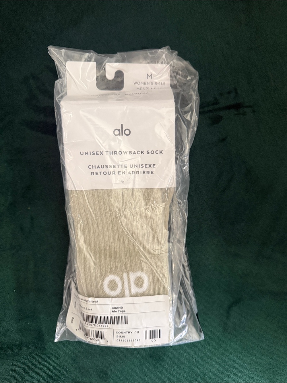 ALO Yoga Unisex Throwback Socks - Light Beige